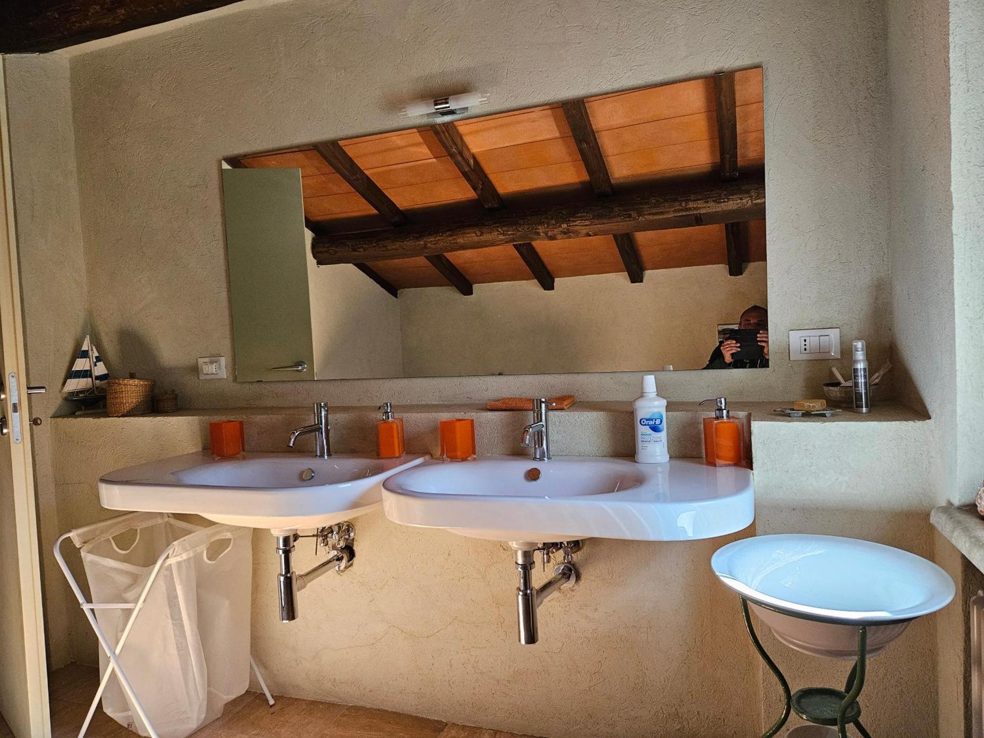 Casa Nel Verde Ca Dla Cola Mombasiglio Luaran gambar