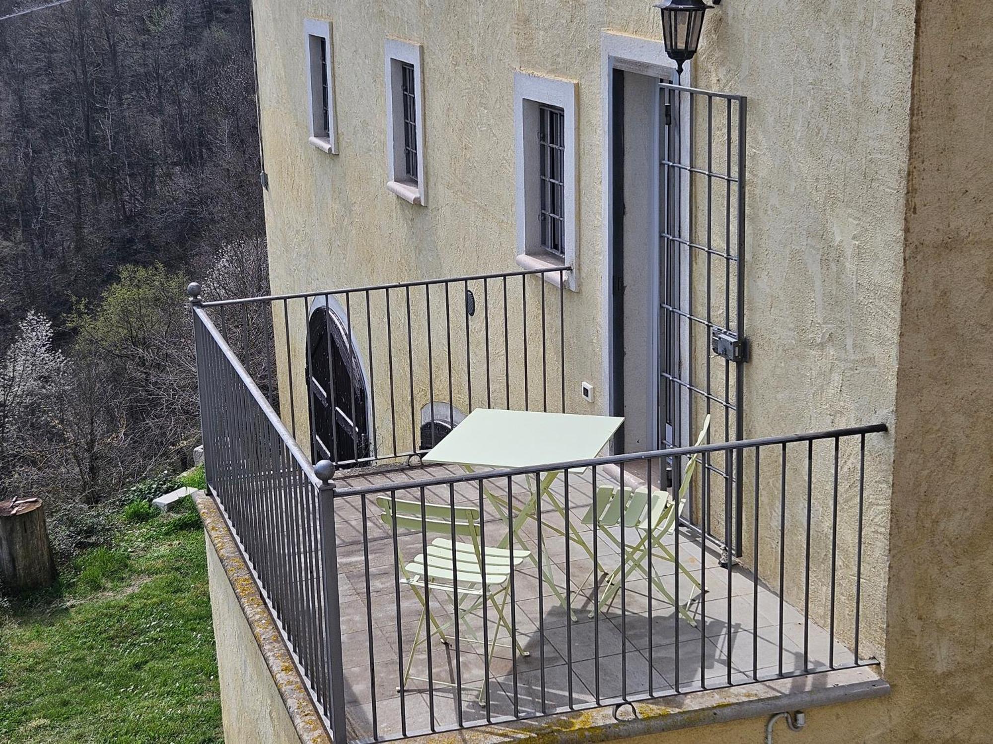 Casa Nel Verde Ca Dla Cola Mombasiglio Luaran gambar